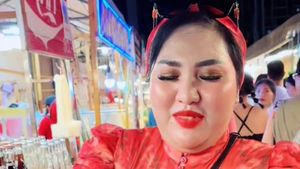 Hobi Pamer Emas, Mira Hayati Juga Senang Kulineran Hingga ke Thailand