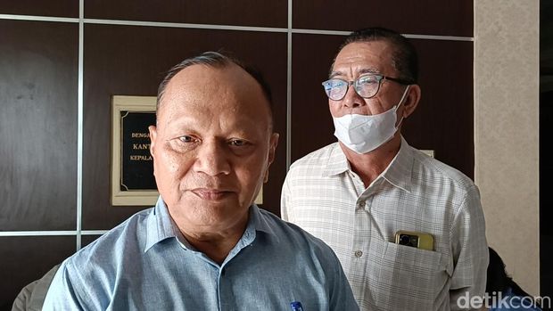 Mustaji, pengacara tersangka kebakaran Bromo