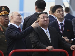 Putin Menyambut Saat Kim Jong Un Undang ke Korut
