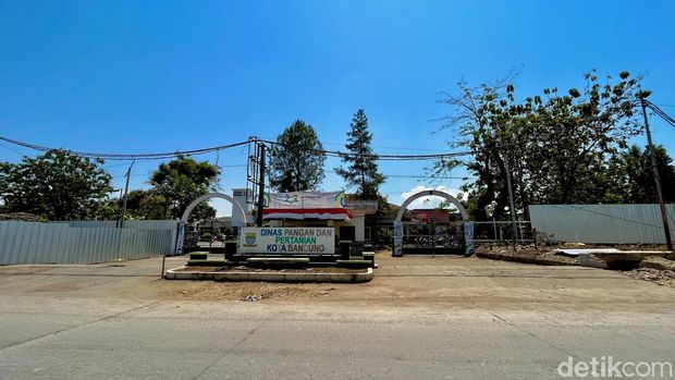 Rumah Potong Hewan (RPH) Ciroyom di jalan Arjuna.