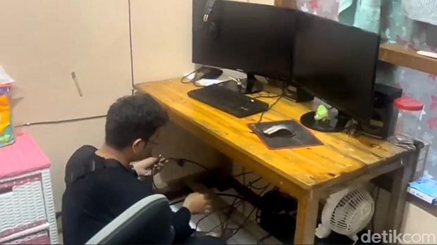 Rumah produksi film porno di Jaksel digerebek polisi