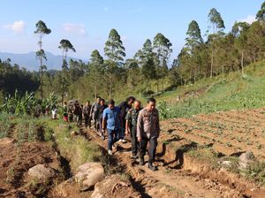 Pria Lansia Naik Haji di Gunung Bawakaraeng Sudah Sebulan Hilang