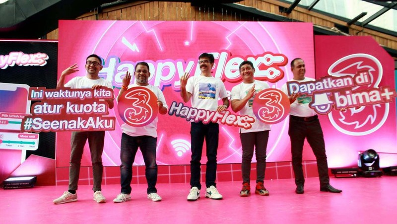 Tri menghadirkan 'HappyFlex'. HappyFlex dihadirkan untuk mendukung para Gen Z tanpa membatasi aktivitas digitalnya.
