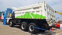 Truk tambang listrik ini memiliki daya angkut hingga 60 ton dengan fasilitas dry gas protection system.  