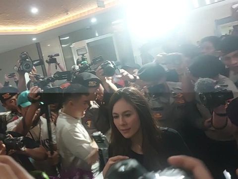 Wulan Guritno di Bareskrim Polri
