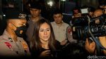 Wulan Guritno Tebar Senyum Penuhi Panggilan Bareskrim