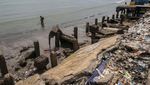 Aduh! Pantai Labuan Kembali Dipenuhi Sampah