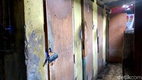 Kondisi ini sangat miris karena tempat ini tidak jauh dari Istana Negara.  
