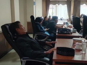 Beredar Foto Anggota DPRD Pangandaran Tidur Saat Paripurna