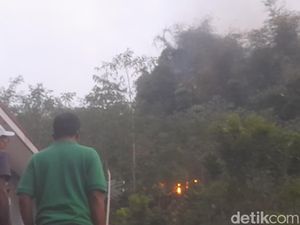 Bukit Susuru Sumedang Terbakar!
