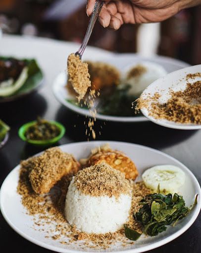 Ayam goreng enak di Semarang