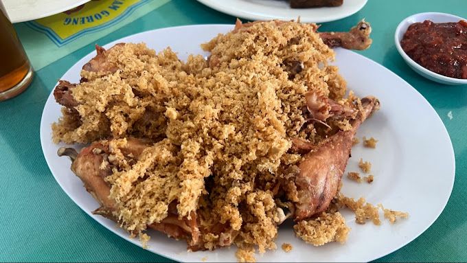 Ayam goreng enak di Semarang