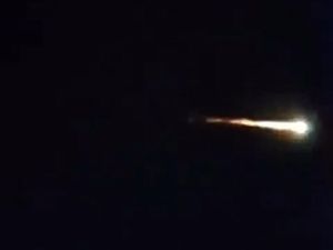 Bahaya Mengintai di Balik Fenomena Antariksa di Langit Jabar