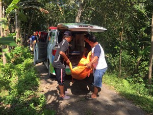 Mayat Pria Ditemukan Tergantung di Tepi Sungai Jembrana