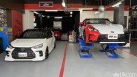 Ini area pengerjaan di bengkel GR Garage. Berdiri di atas lahan 288 m2 yang terbagi atas tiga lantai. Foto: Ridwan Arifin