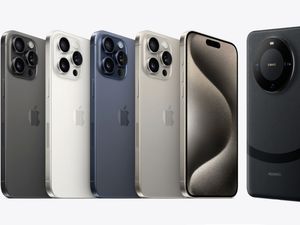 Netizen China Debat iPhone 15 Pro Vs Mate 60 Pro, Banyak Pilih Mana?