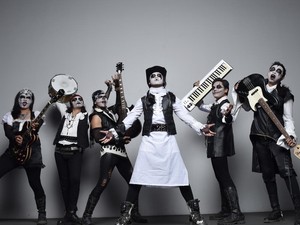 Profil Kuburan Band dan Lagu-lagu Populernya