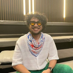 Kunto Aji Masih Asik Sendiri di Kuartal Terakhir 2025 Kunto Aji Masih Asik Sendiri di Kuartal Terakhir 2025