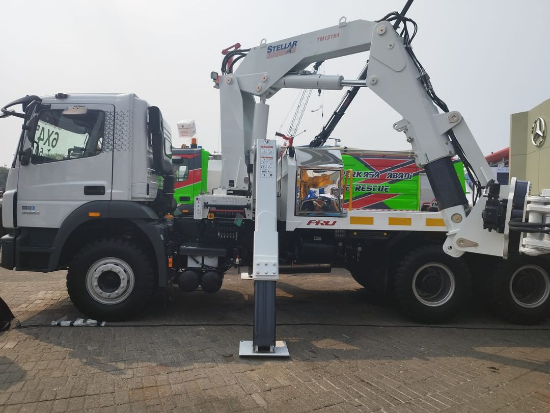 Mercedes-Benz Axor 2528 CH 6X4
