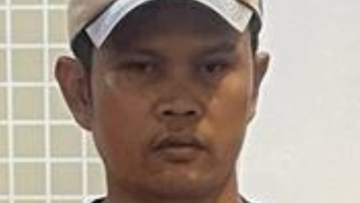 NM, tukang cireng tersangka pencabulan anak di Tanjung Priok, Jakarta Utara.