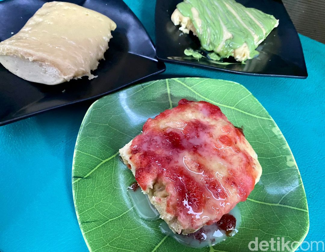 Pancong Lumer dan Indomie Nyemek Ini Jadi Favorit di Stasiun Gondangdia
