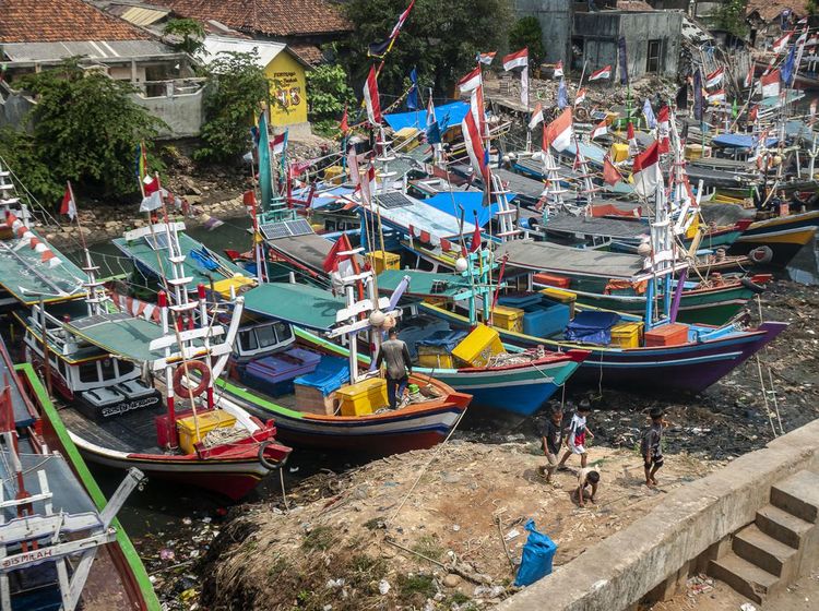 Pendangkalan di Pelabuhan Labuan, Kapal Nelayan Sulit Keluar Masuk