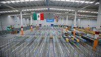 Pemandangan umum pusat pengiriman baru Amazon di Mexico City, Meksiko, Kamis (14/9/2023). Lokasi baru di Mexico City, berukuran 30.000 meter persegi (lebih dari 322.000 kaki persegi), adalah stasiun pengiriman terbesar di Amerika Latin untuk Amazon, mengacu pada gudang yang berspesialisasi dalam pengiriman jarak jauh ke konsumen.