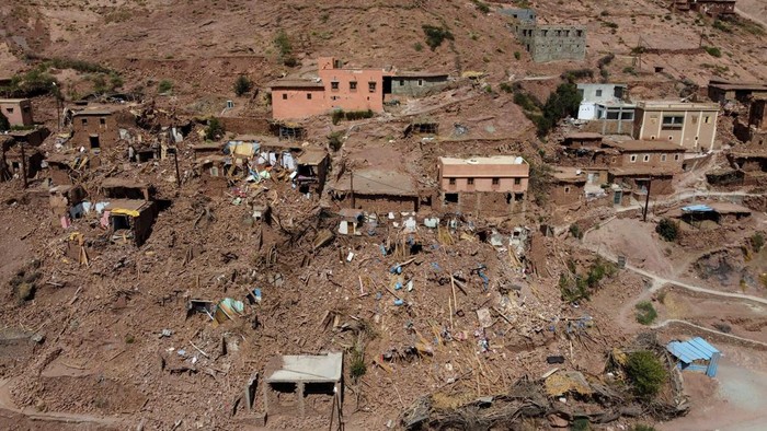 Usai Diguncang Gempa, Warga Maroko Krisis Air-Listrik A view shows the damage in the village of Arghen, in the aftermath of a deadly earthquake, in Morocco September 14, 2023. REUTERS/Janis Laizans