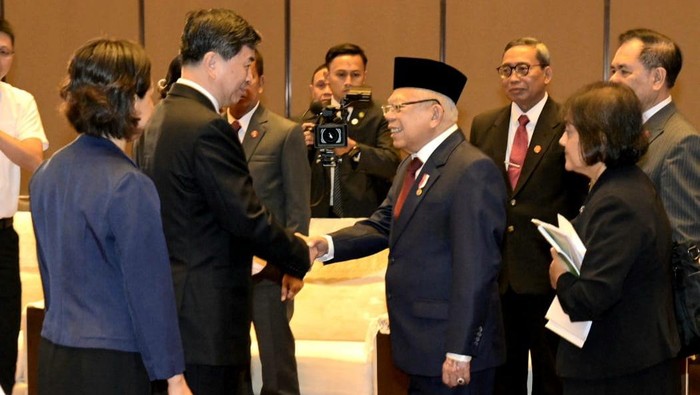 Wakil Presiden Maruf Amin bertemu dengan Ketua Komite Tetap Kongres Rakyat Provinsi Fujian Zhou Zuyi