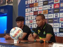 Jelang Derby Pasundan, Pelatih Persikabo Aji Santoso Jatuh Sakit