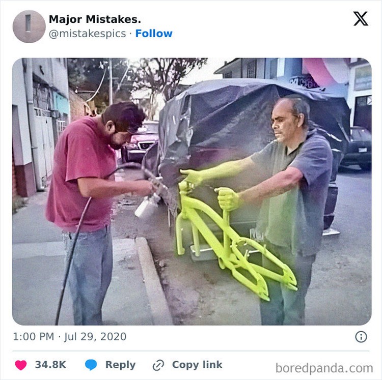 Kesalahan bikin geleng-geleng