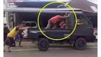 Apa gunanya mendorong bagian kepala mobil. Foto: Boredpanda/mistakespics