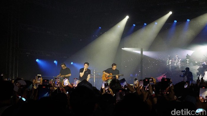 Konser NOAH di Bandung