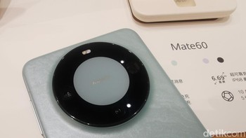 Mate 60 Pro menjalankan sistem operasi HarmonyOS 4, software yang dikembangkan sendiri oleh Huawei. Foto: Josina/detikcom