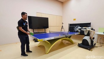 Ini adalah area simulasi tenis meja atau pingpong melawan robot. Pada tempat ini akan diambil data kesehatan pengguna saat bermain tenis meja seprti detak jantung hingga perkiraan kalori yang dibakar. Foto: Josina/detikcom