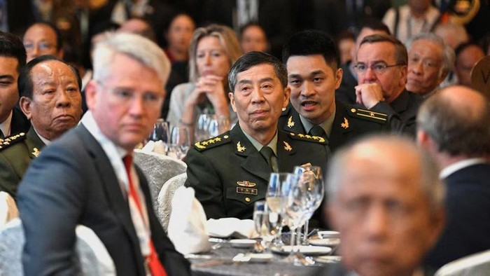 China’s Defence Minister Li Shangfu attends the 20th IISS Shangri-La Dialogue in Singapore June 2, 2023. REUTERS/Caroline Chia/File Photo Acquire Licensing Rights
