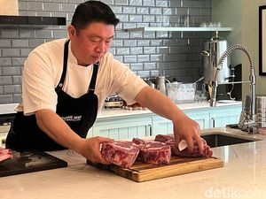 Steak Daging Dry Aged Sedang Populer, Apa Bedanya dengan Daging Biasa?