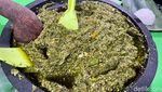 Cicip Ayam Gepuk Sambal Hijau Andaliman Buatan Duo Pengacara