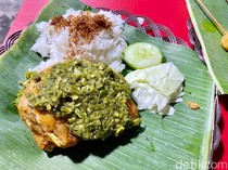 Rekomendasi Kuliner Malam di Bintaro: Ayam Gepuk Sambal Hijau Andaliman