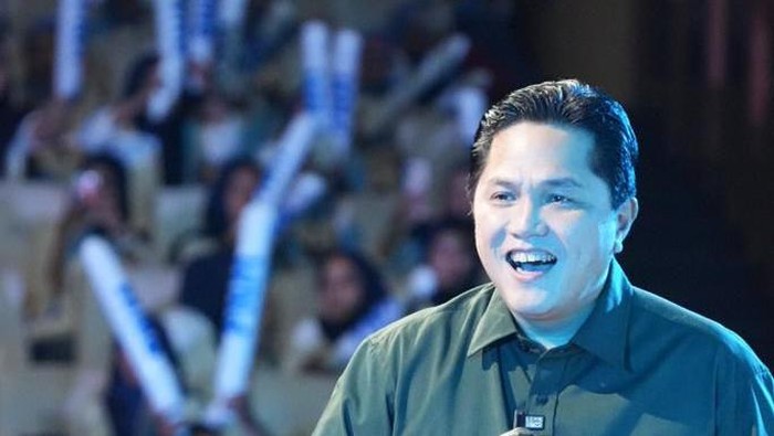 Momen Erick Thohir bertemu nasabah dan AO PNM Mekaar
