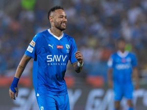 Debut Neymar di Al Hilal Diwarnai Cemooh Suporter