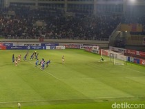 Panasnya Derby Jateng, Persis Ungguli PSIS 1-0 Lewat Penalti di Babak Pertama