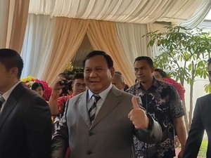 Prabowo Hadiri Pernikahan Anak Hotman Paris