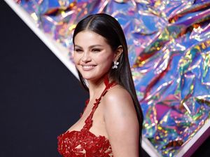 Selena Gomez Ngaku Suntik Botox setelah Dituding Pakai Filler