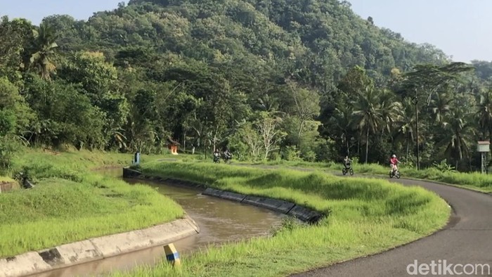 Selokan Mataram di Nanggulan, Kulon Progo. Foto diambil Jumat (15/9/2023).
