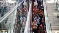 Stasiun Kereta Cepat Tegalluar juga sudah dilengkapi fasilitas tangga, eskalator, hingga elevator. 