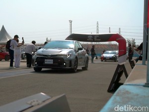 Toyota Ajak Konsumen Main Mobil GR Sport di Sirkuit Ancol