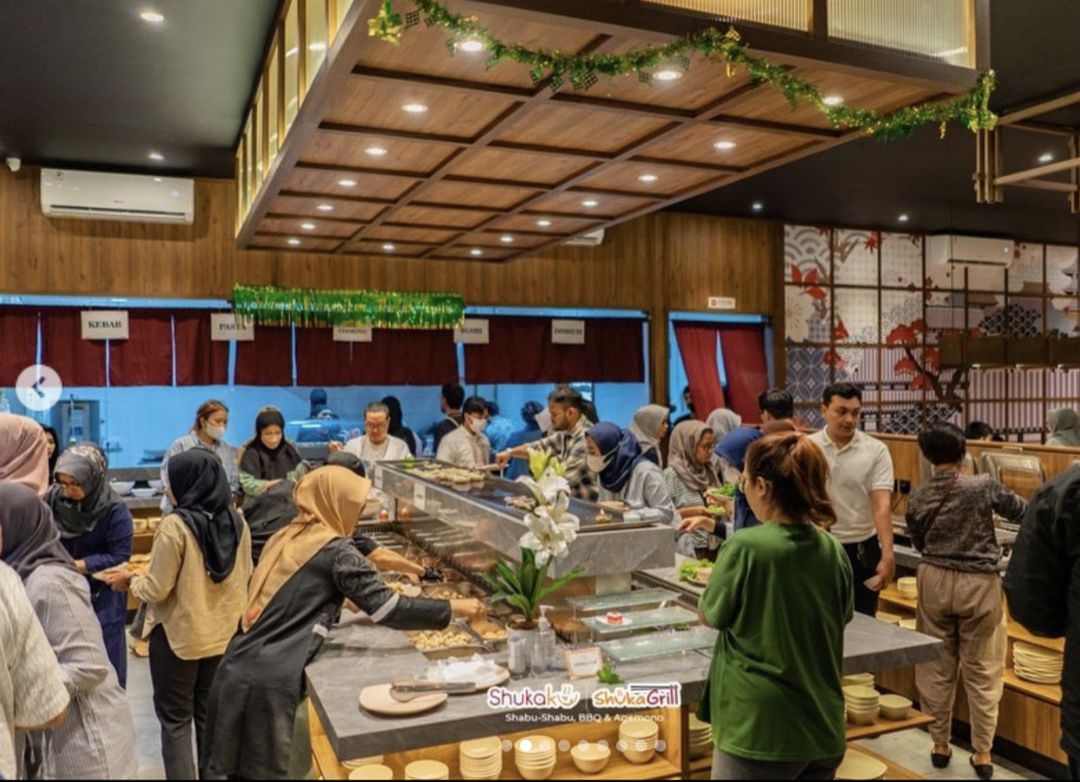 5 Tempat Makan di Sekitar Danau Summarecon Bekasi Buat Nyantai