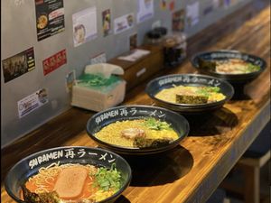 5 Tempat Makan di Sekitar Danau Summarecon Bekasi Buat Nyantai