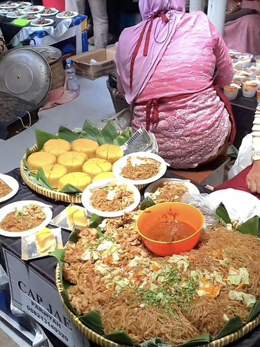 Acara pernikahan yang diadakan di Pasar mendadak viral di TikTok.